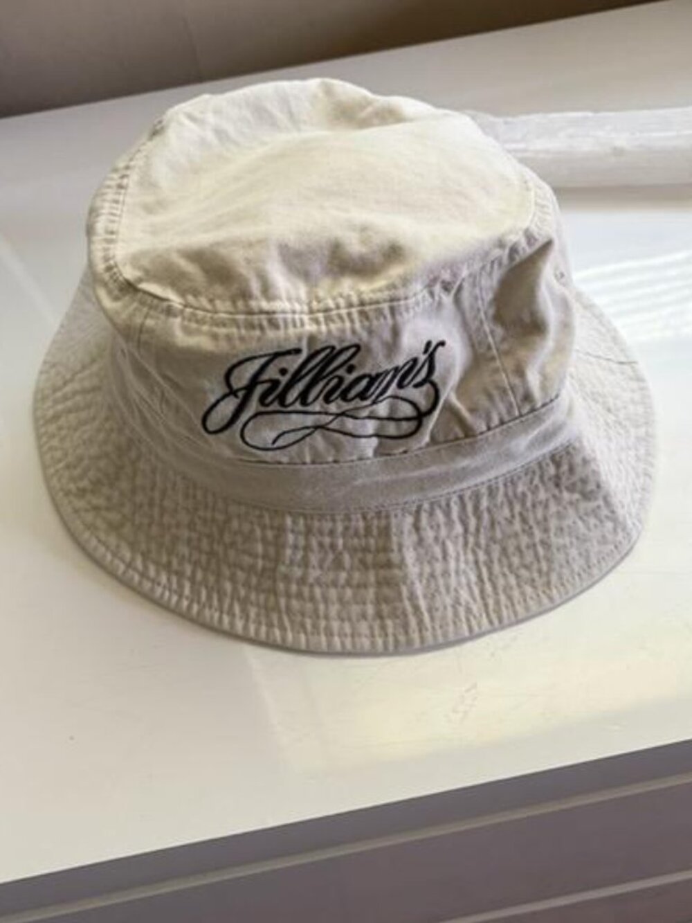"Vintage 90s/Y2K Jillian's Restaurant Promotional Bucket Hat,